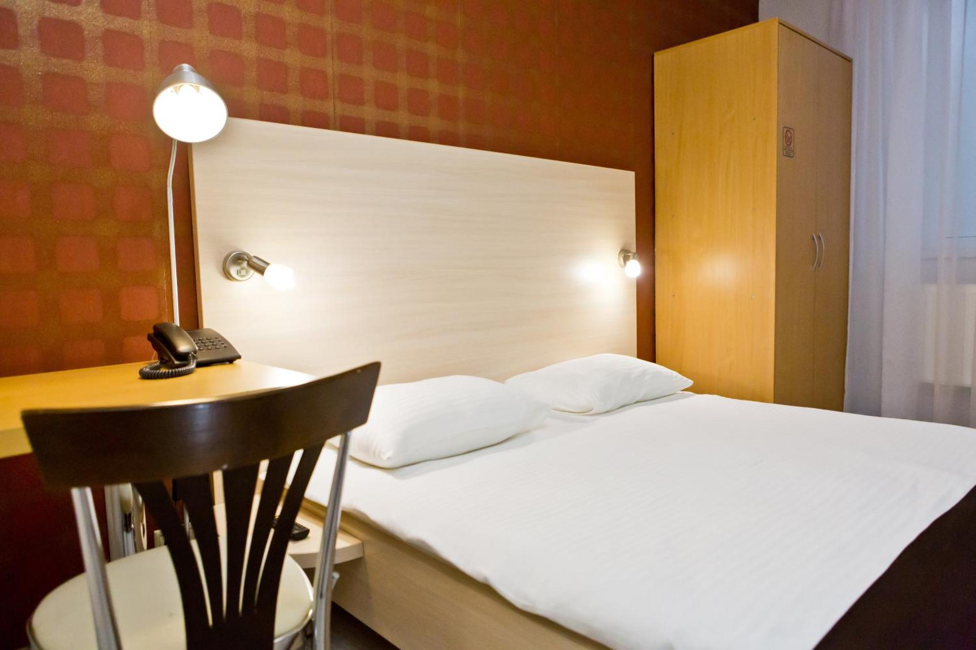 Hotel Olsi Chisinau Bilik gambar